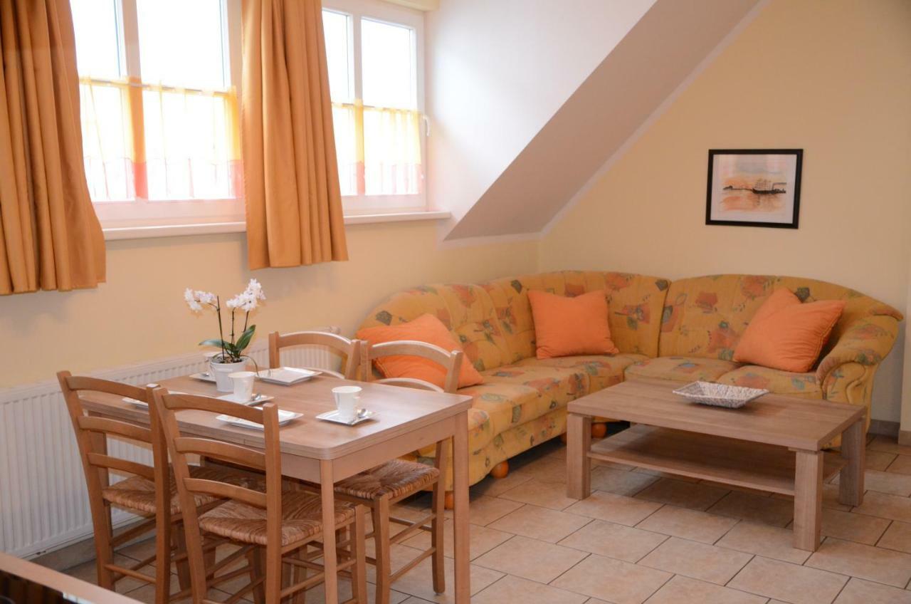 Ferienwohnung Ferienresidenz Am Strom Rostock Exterior foto